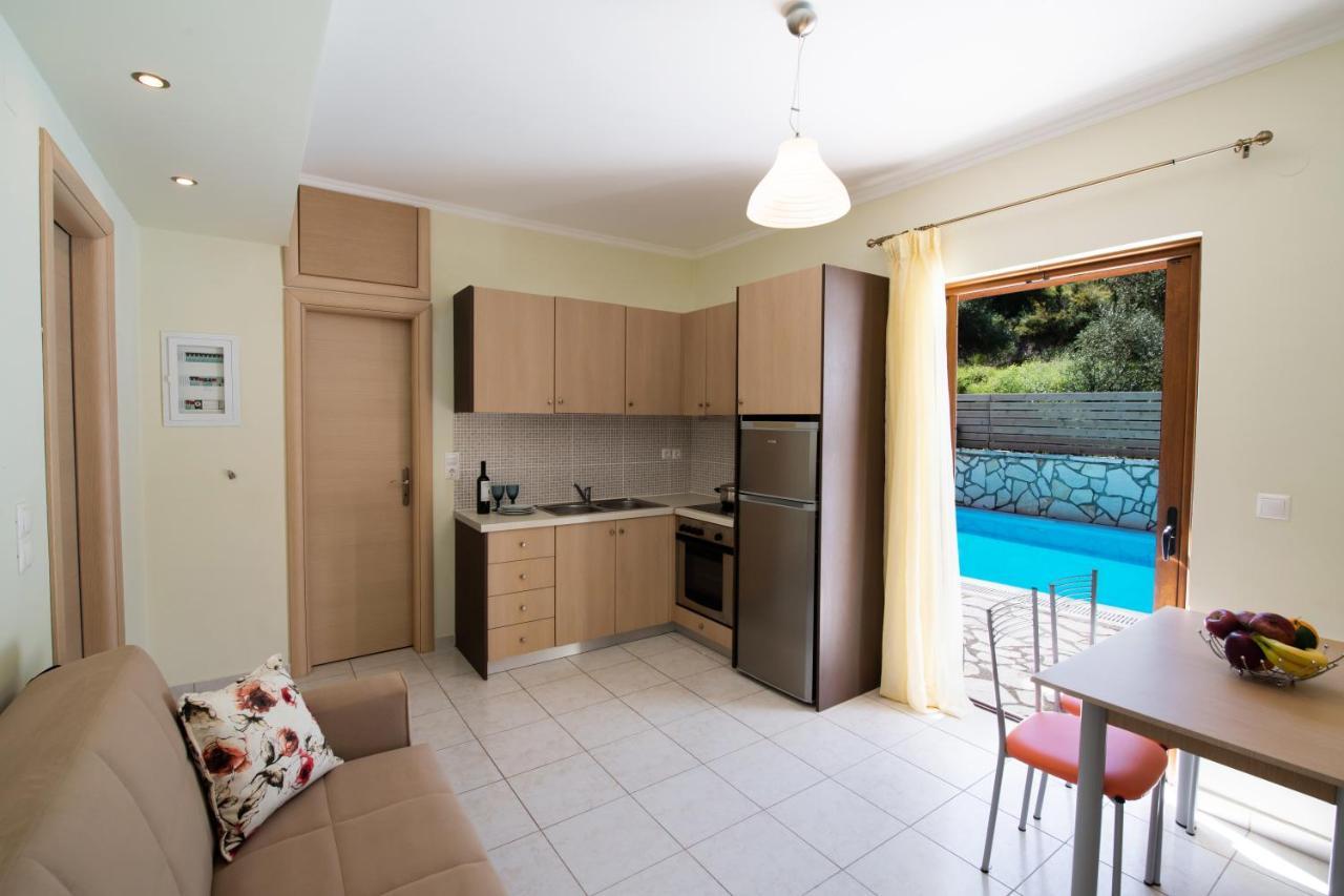 Delphinus Villas-Villa Nikitas Áyios Nikítas Dış mekan fotoğraf