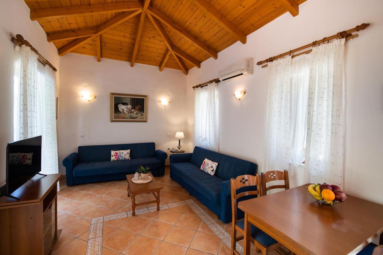 Delphinus Villas-Villa Nikitas Áyios Nikítas Dış mekan fotoğraf