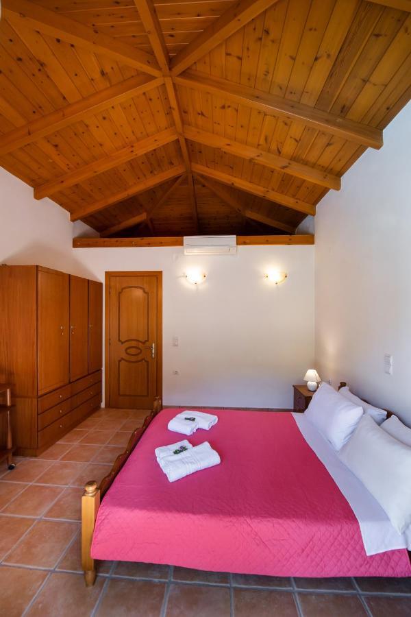 Delphinus Villas-Villa Nikitas Áyios Nikítas Dış mekan fotoğraf
