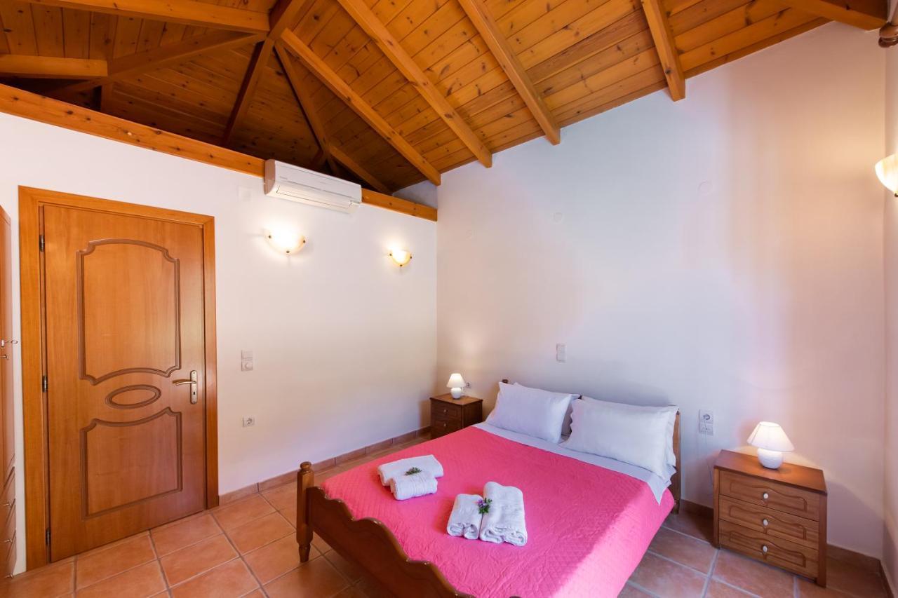 Delphinus Villas-Villa Nikitas Áyios Nikítas Dış mekan fotoğraf