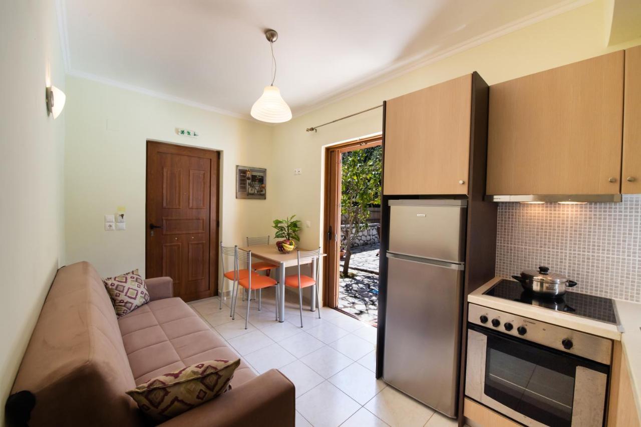 Delphinus Villas-Villa Nikitas Áyios Nikítas Dış mekan fotoğraf